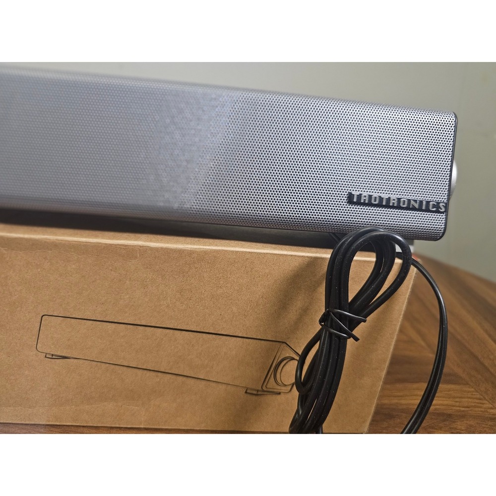 Taotronics mini sound bar model TT-SK018. Opened box - Picture 2 of 9